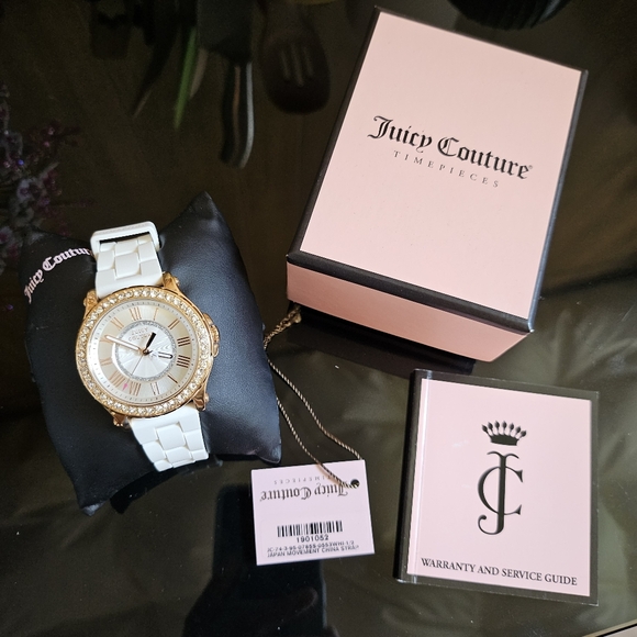 Juicy Couture Rose Gold Watch Timepieces Silicone Wasteband Swarovoski Crystals